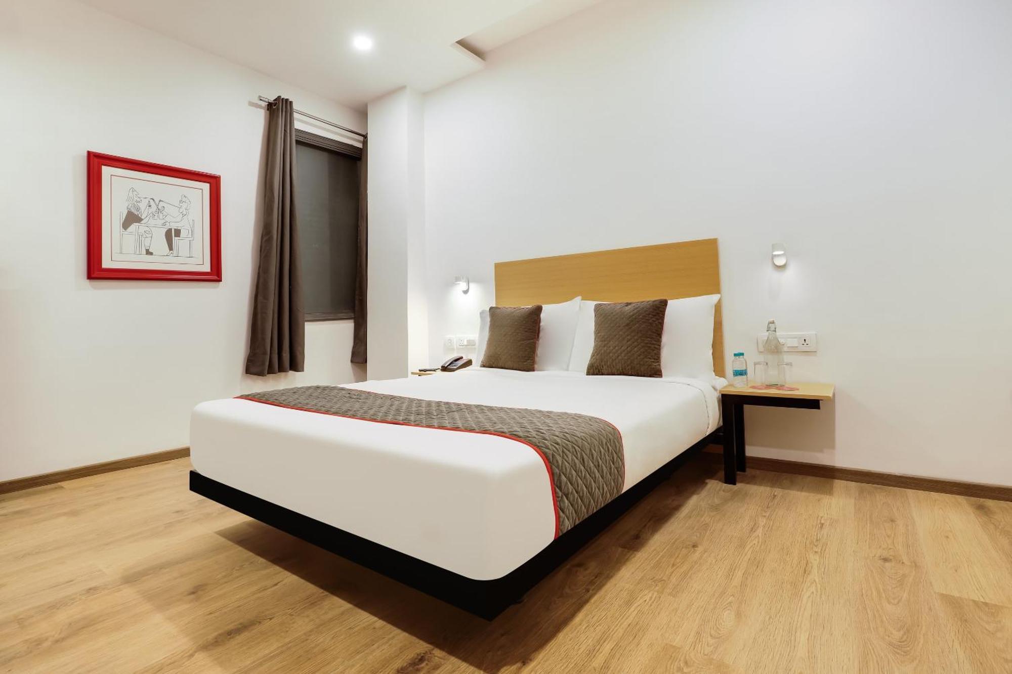 Super Townhouse Golden Avenue Road Hotel Amritsar Exterior foto